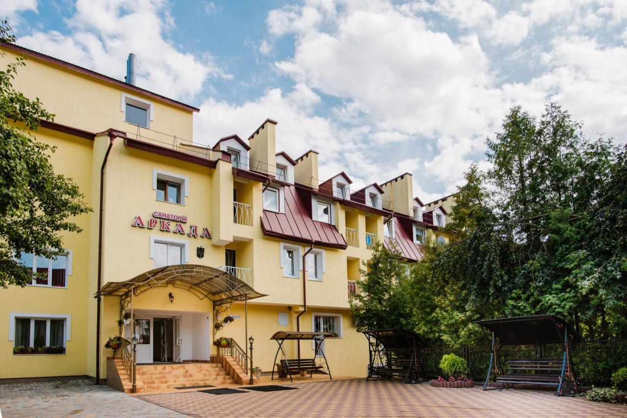 Arkada Sanatorium Hotell Truskavets Eksteriør bilde